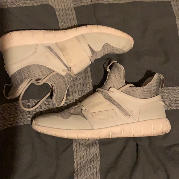 Call It Spring Messi-17 - Picture 2 of 5